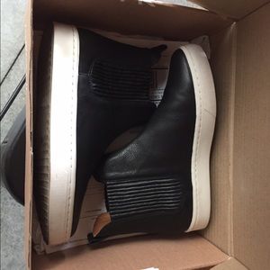 Loeffler Randall Chelsea Blk Leather HiTop Sneaker